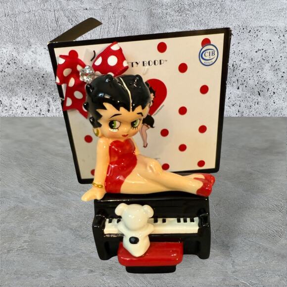 Betty Boop Figurine Sitting on Piano with Pudgy Dog Westland Giftware w/ Box - Picture 1 of 5